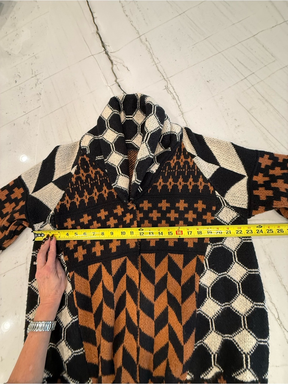 Geometric Pattern Cardigan Sweater in Black, Cream & Brown - Picture 5 of 6